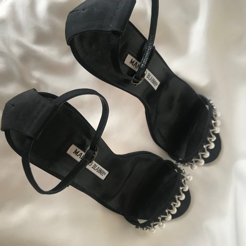MANOLO BLAHNIK black suede with beading heel - Picture 5 of 9